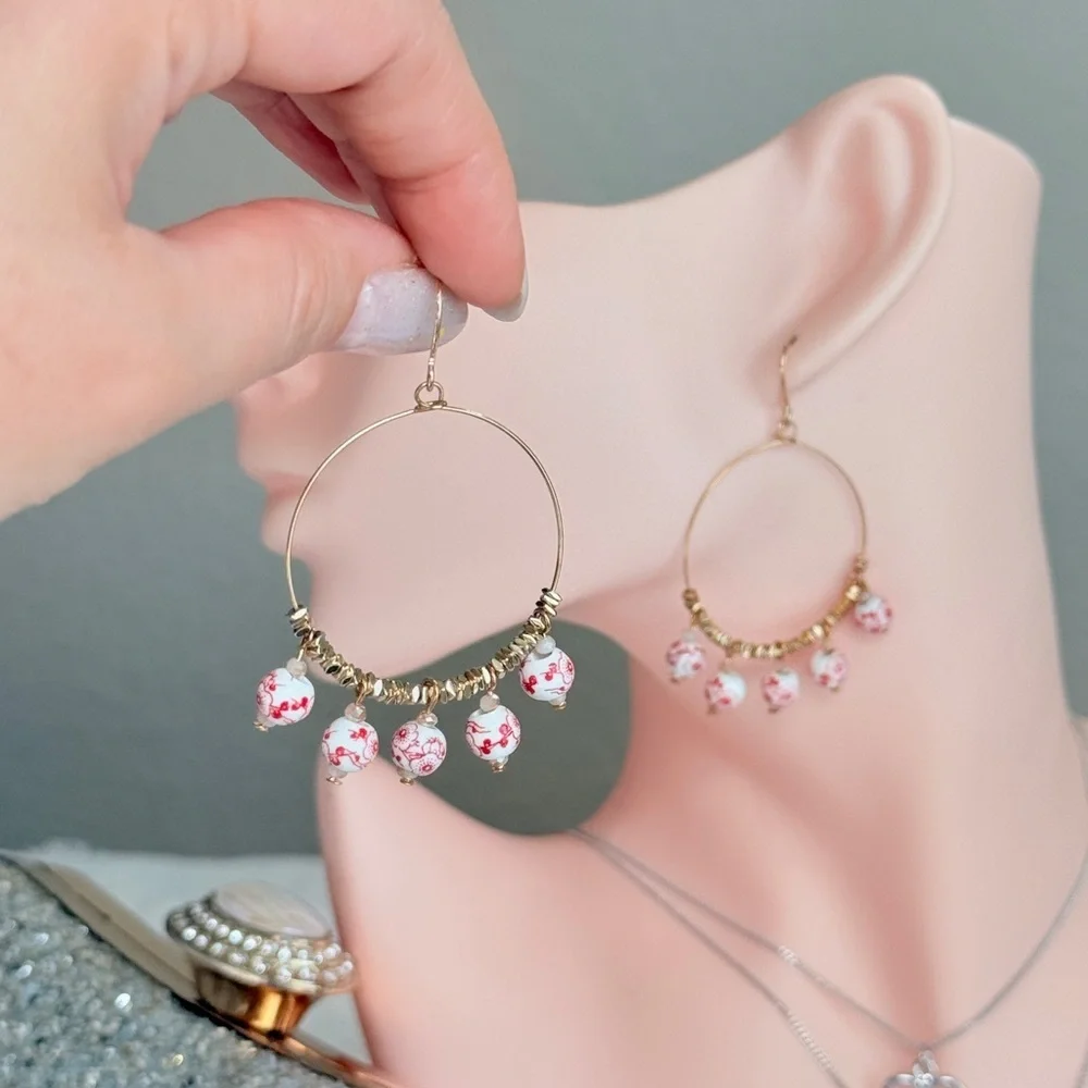 ⚜️ Gold and Red Beaded Hoop Earrings
